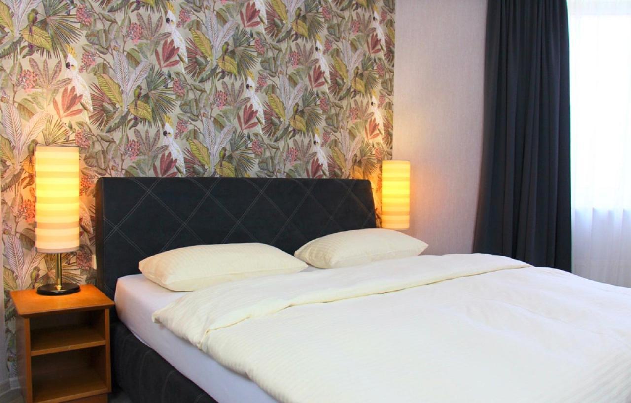 Parkhotel Viktoria เฟลเทน ภายนอก รูปภาพ